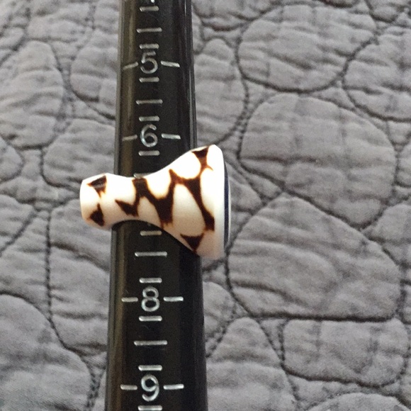 Shell Ring Handmade in Greece - Picture 5 of 6